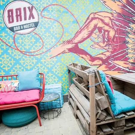 Brix Hostal *