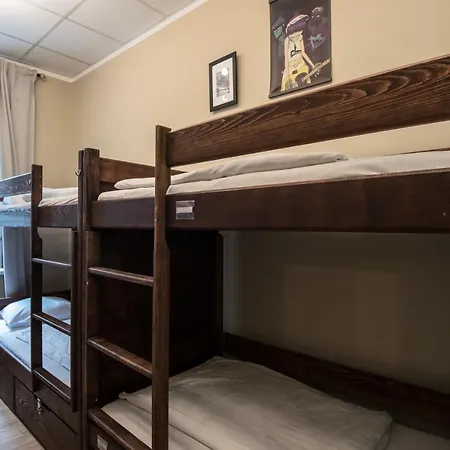 بيت شباب Brix