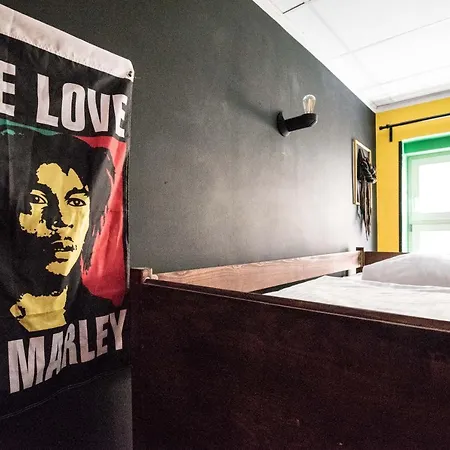 Brix بيت شباب *