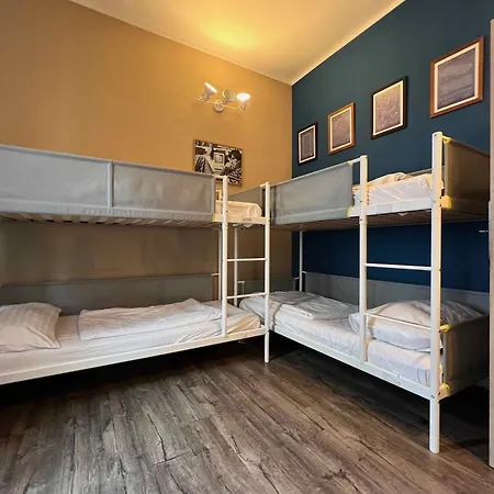 بيت شباب Brix *