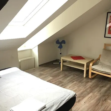 Hostal Brix *