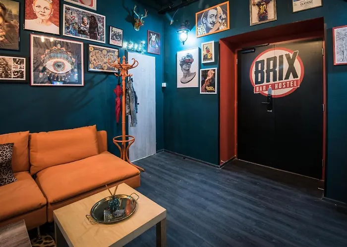 Хостел Brix