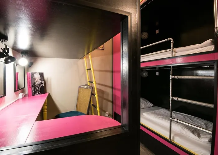 Хостел Brix *